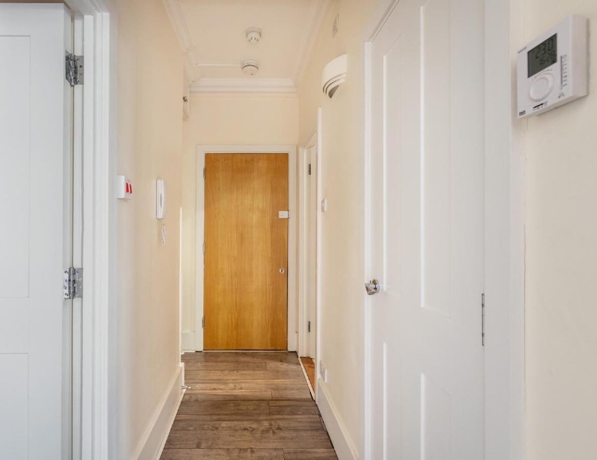 Private Apartment New Oxford Street Λονδίνο Εξωτερικό φωτογραφία